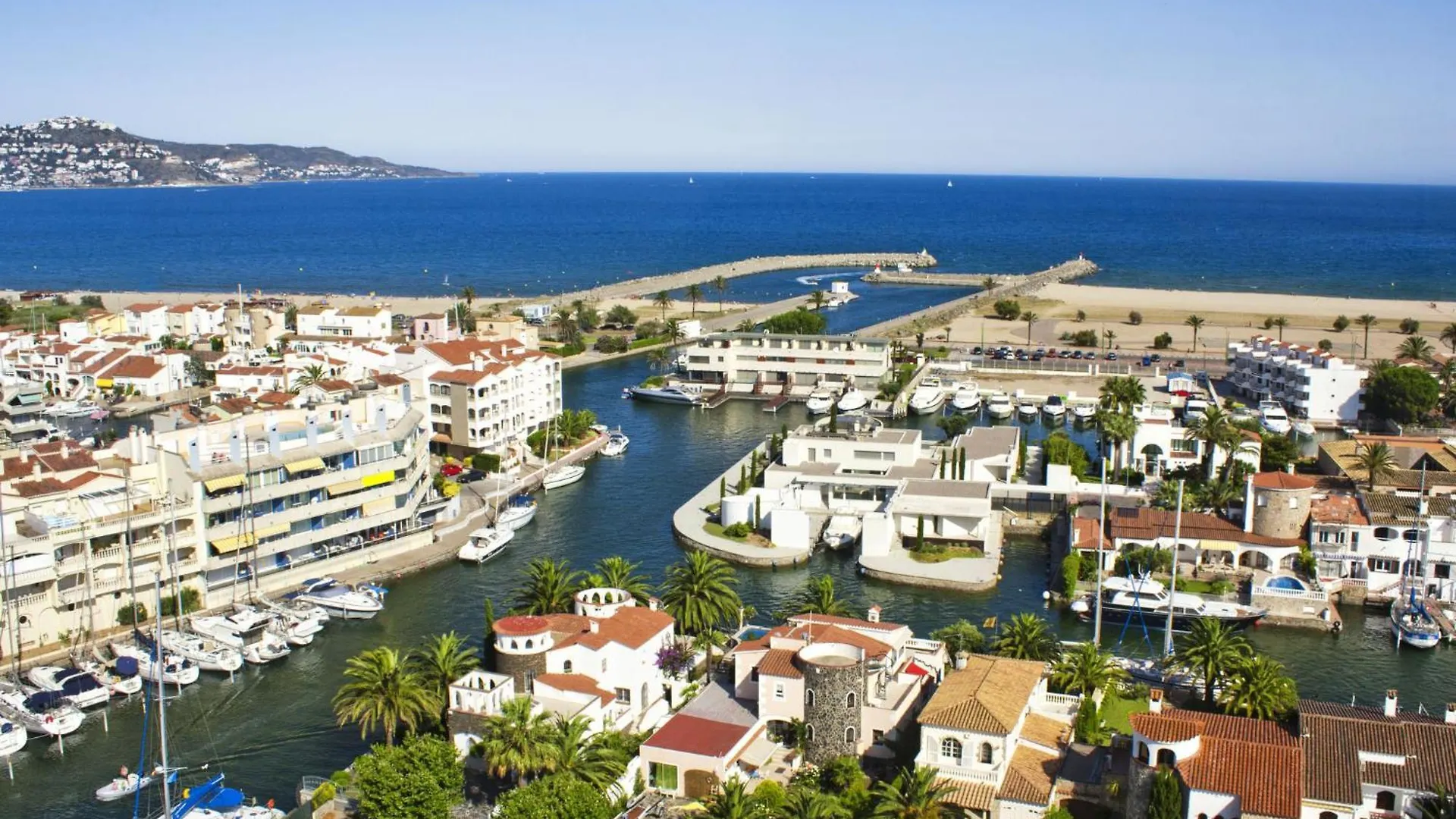 Holiday Home Marina By Interhome Empuriabrava